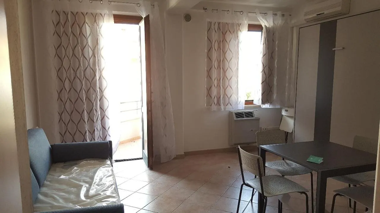 Residenza Le Palme San Vincenzo Apartment